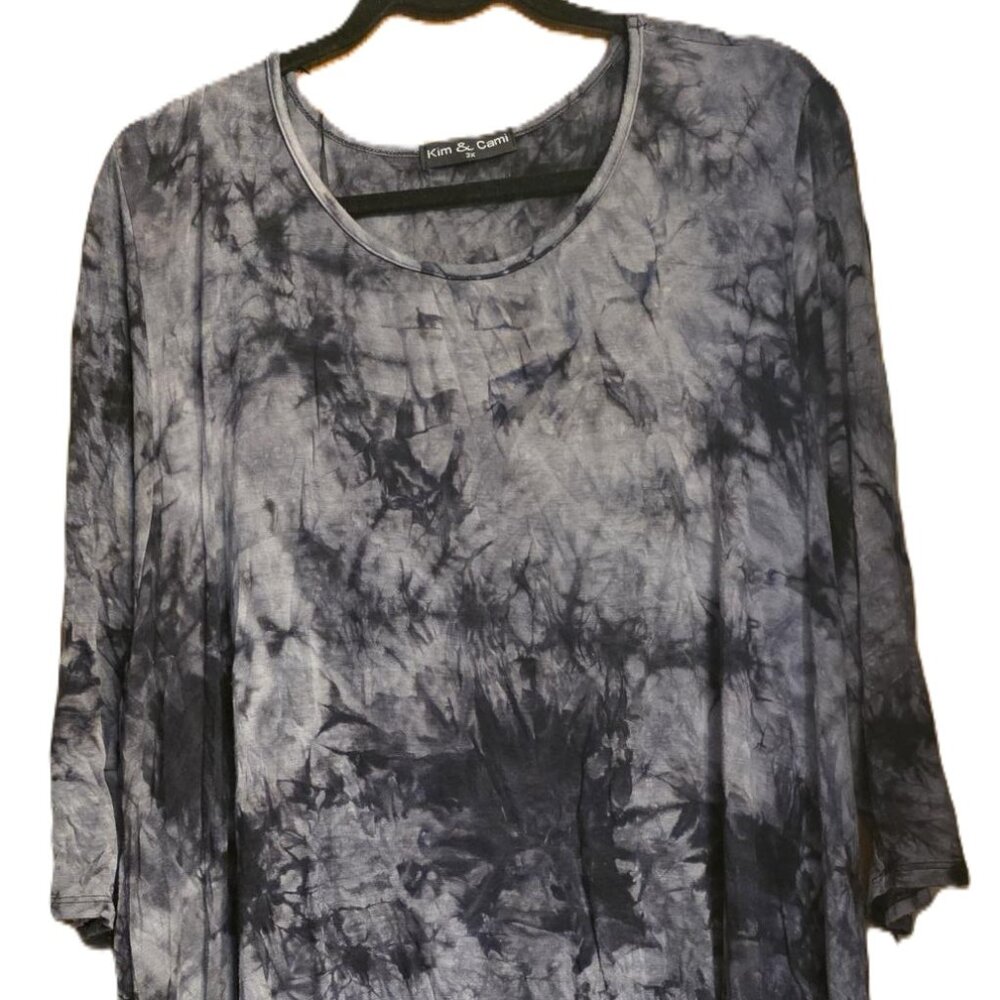 KIM & CAMI WOMENS TOP PLUS SIZE 3X TIE DYED/SPLAT BLUES 3/4 SLEEVE
